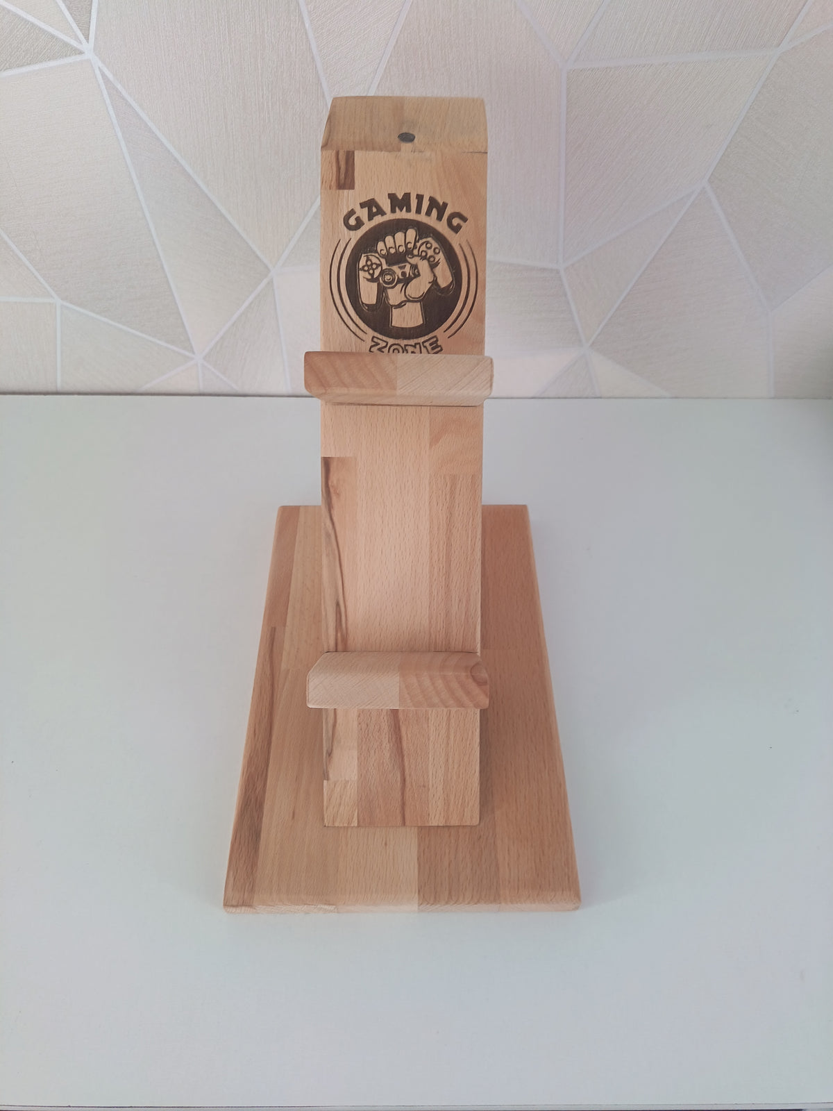 Support en bois de hêtre massif gravé Gaming Zone pour manette et casque de jeu
